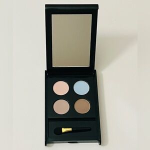 Elizabeth Arden 4 Shade Eye Shadow Palette